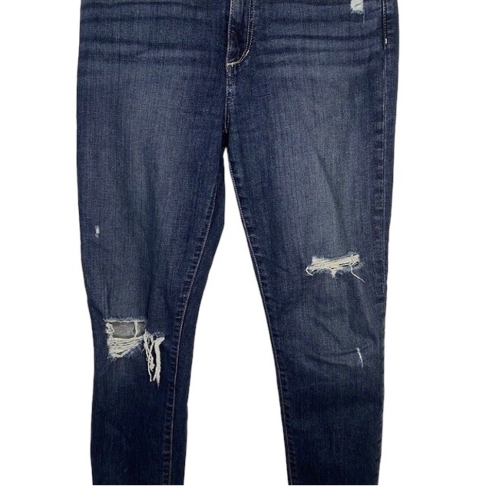 Joes Jeans retail 188.00, size 30” high rise waist, shredded